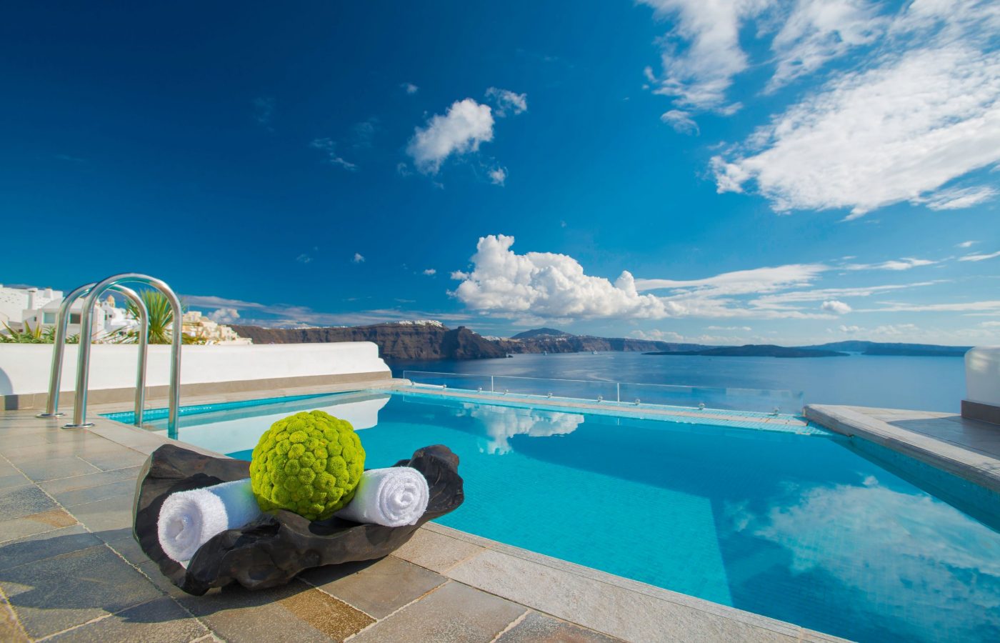 Santorini Secret Suites & Spa